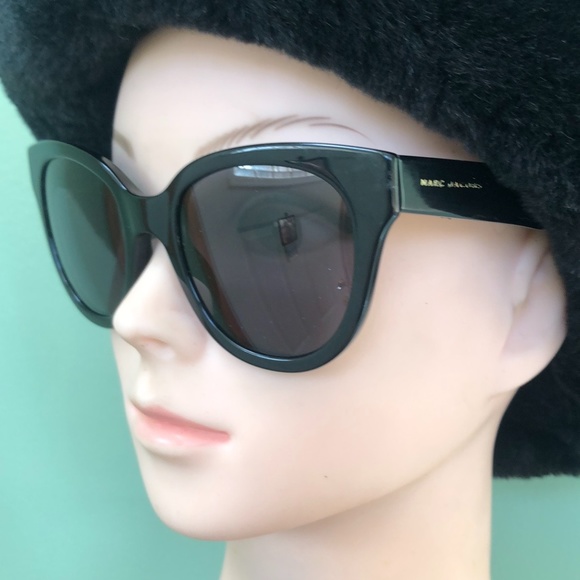 Marc Jacobs Sunglasses main image 5